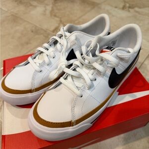Nike Court Legacy Shoes boys size 5